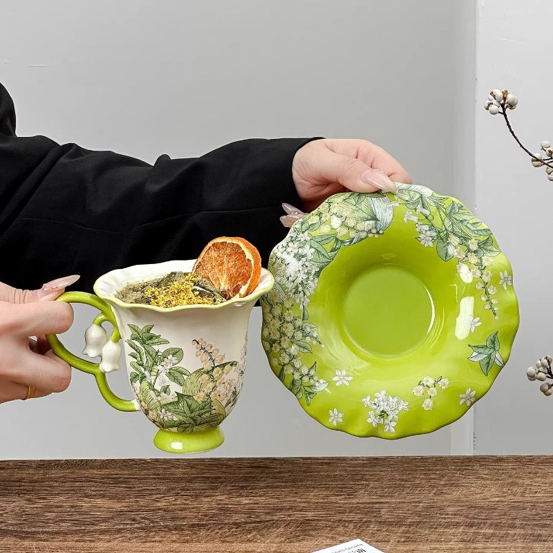 Lelietje-van-dalen bloeiende a - Coffee Tea Flask recensie en prijs